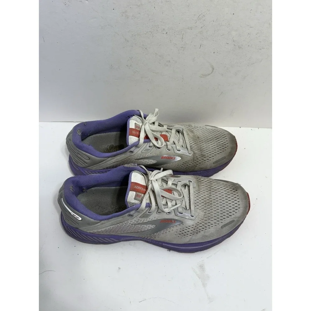 Brooks Adrenaline GTS 22 Womens Shoes Size 10 Purple Gray Running Gym Sneakers